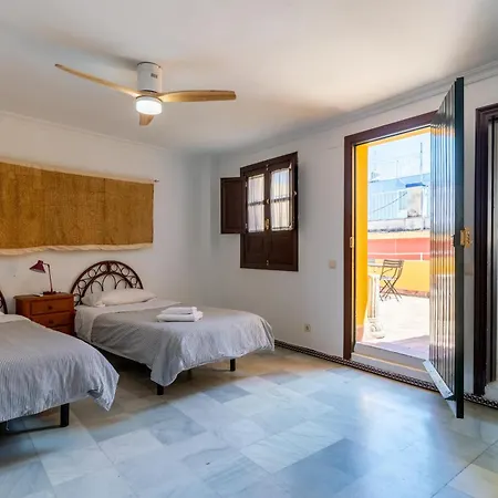 Cathedral Penthouse- Big Private Terrace- Parking Apartament