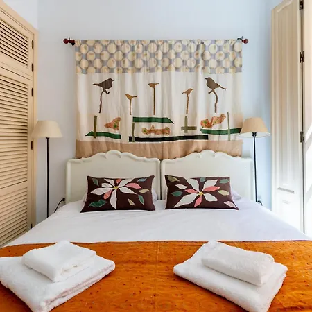 Cathedral Penthouse- Big Private Terrace- Parking 아파트