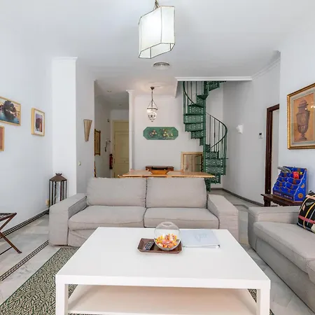 아파트 Cathedral Penthouse- Big Private Terrace- Parking