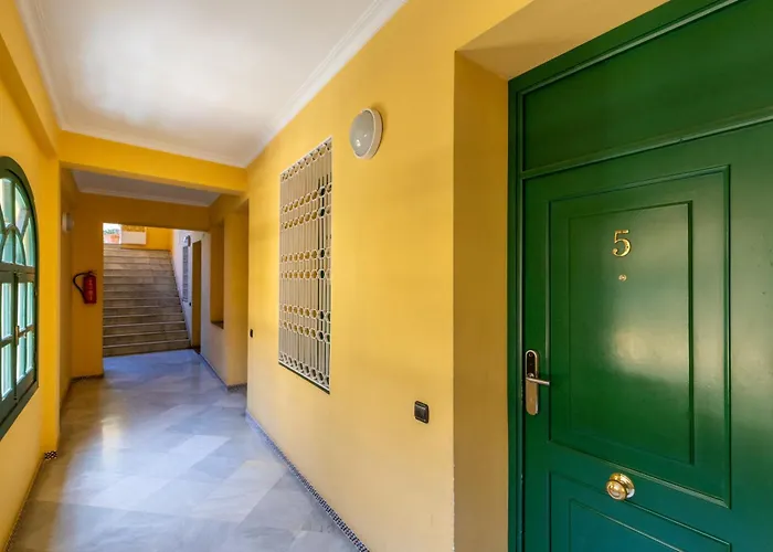 Cathedral Penthouse- Big Private Terrace- Parking *